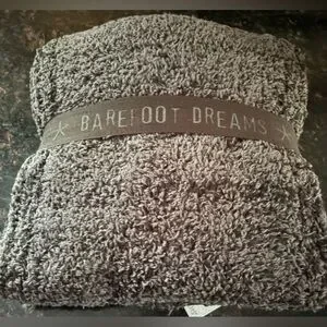 Barefoot Dreams | Accessories | Nwt Barefoot Dreams Cozychic  display picture 1